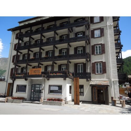Hotel DOM in Saas Fee - Moderne Gebäudeautomation für einen komfortablen Aufenthalt