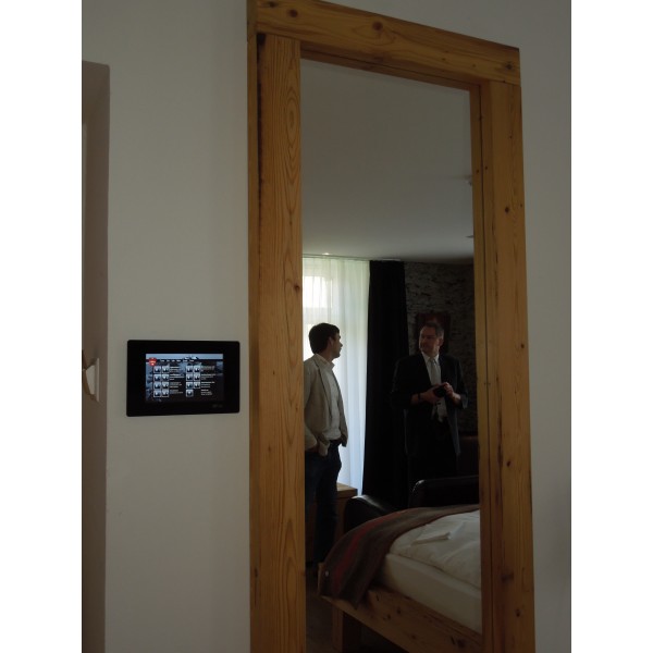 Hotel DOM in Saas Fee - Moderne Gebäudeautomation für einen komfortablen Aufenthalt